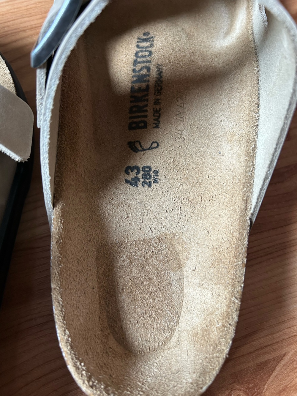 Birkenstock Arizona Crosstown Sandals - Men’s Size 10 (43) - Picture 5 of 5